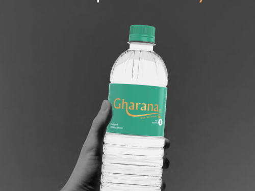 Hand_With-Bottle